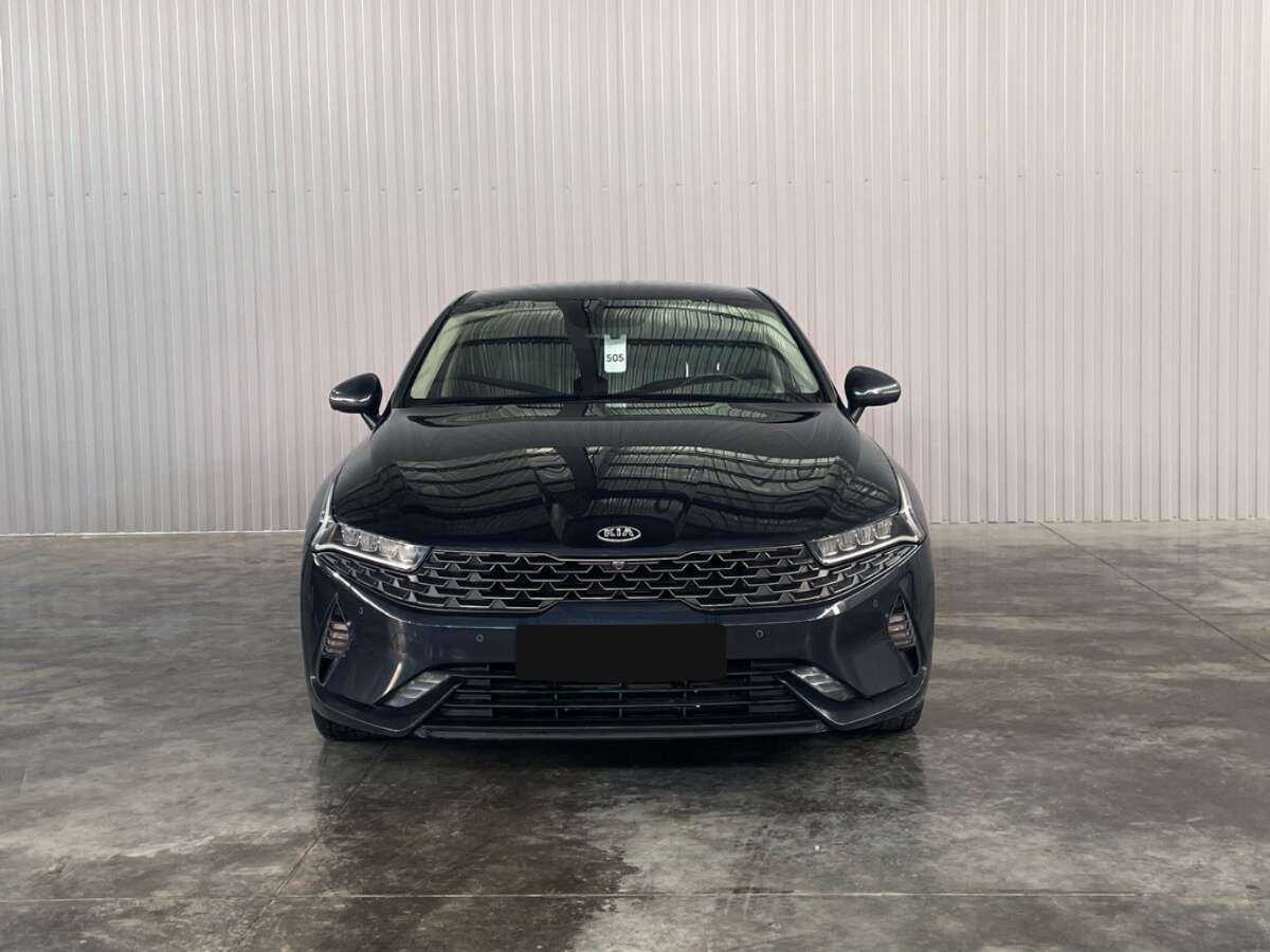 Купить Kia K5 с пробегом. Фото: #1