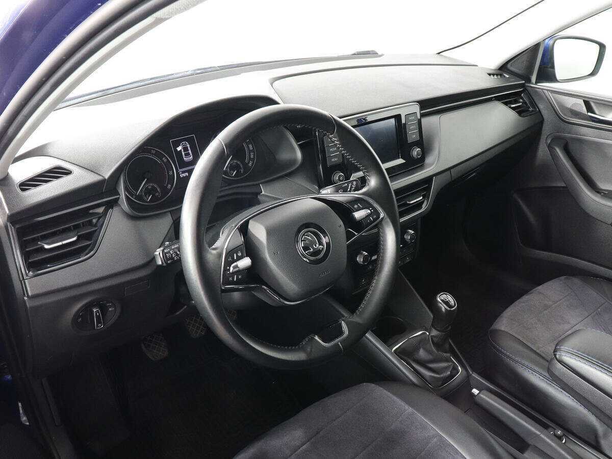 Купить Skoda Rapid с пробегом. Фото: #8