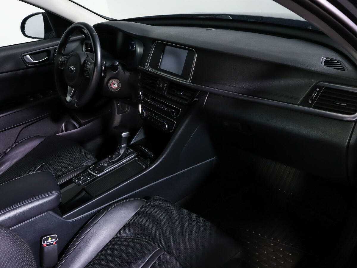 Купить Kia Optima с пробегом. Фото: #8