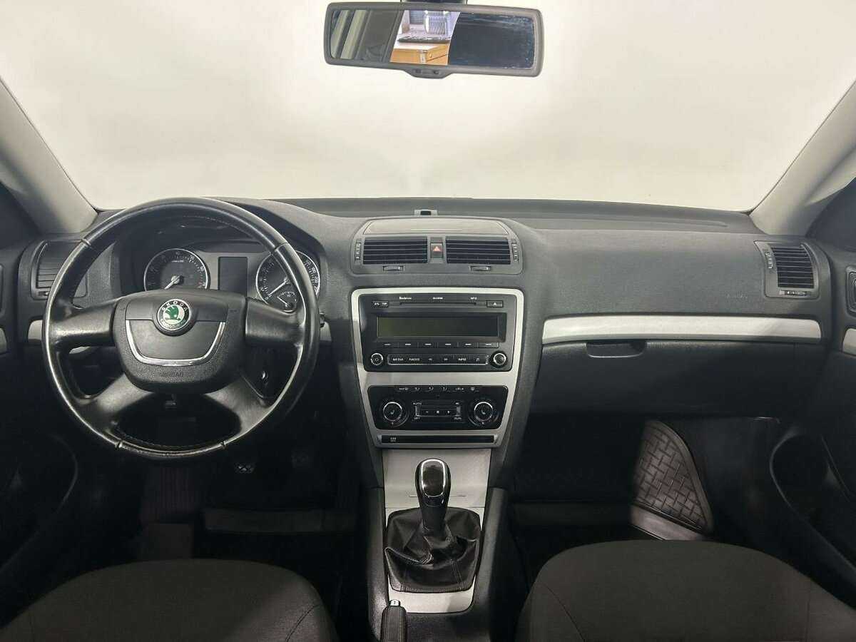Купить Skoda Octavia с пробегом. Фото: #6