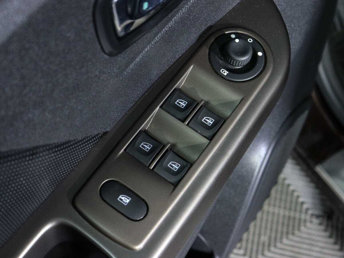 Купить Renault Kaptur с пробегом. Фото: #12