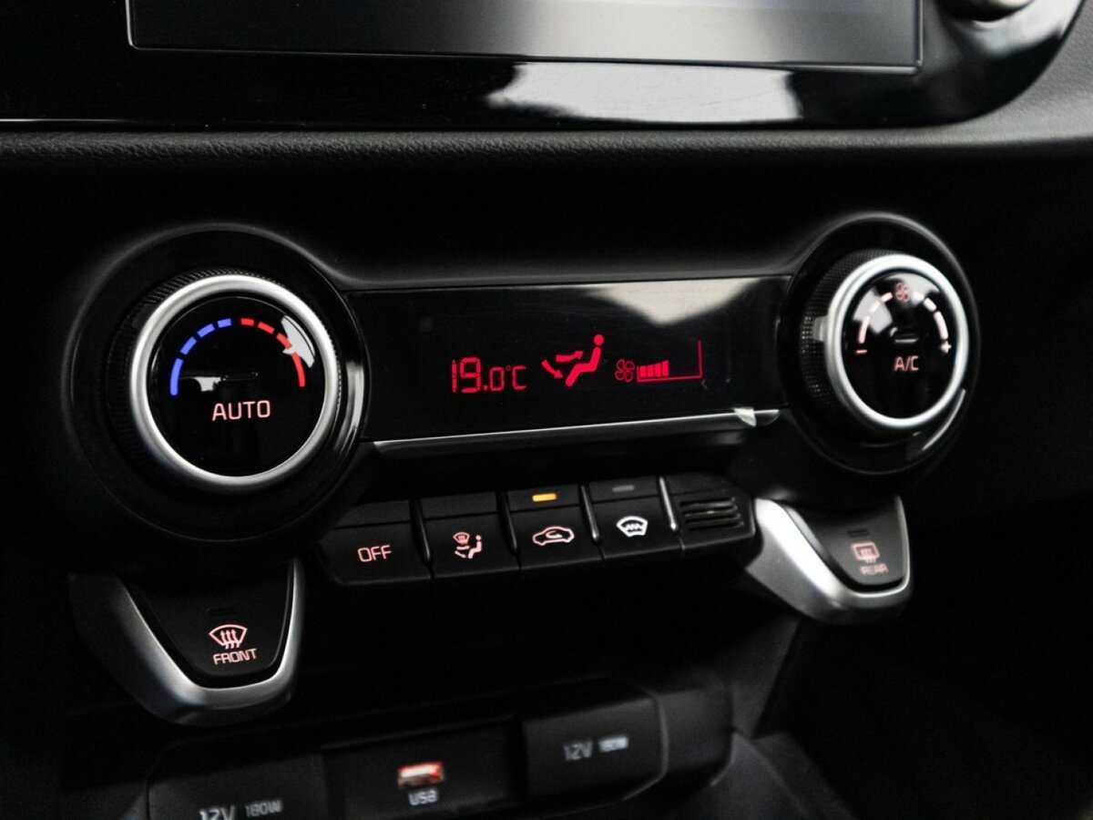 Купить Kia Rio с пробегом. Фото: #17