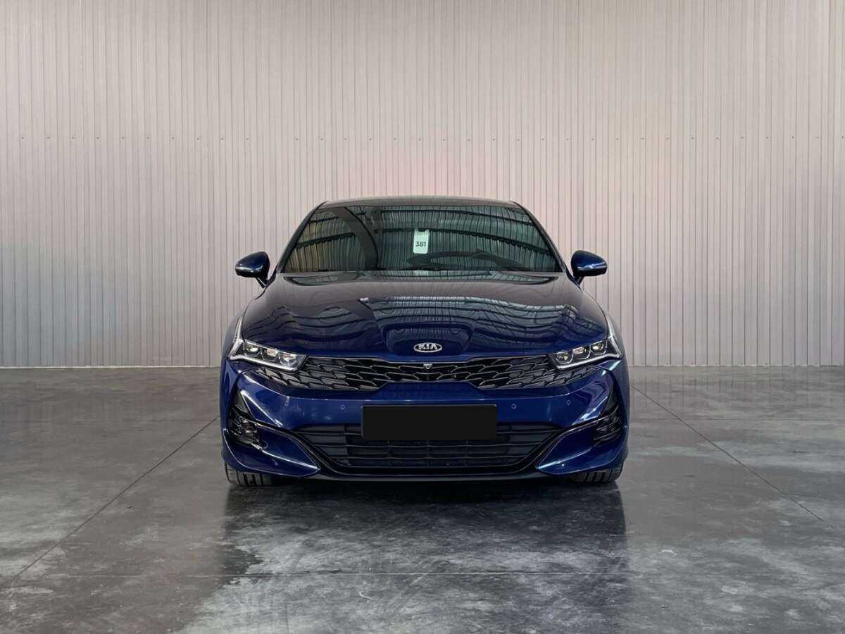 Купить Kia K5 с пробегом. Фото: #1