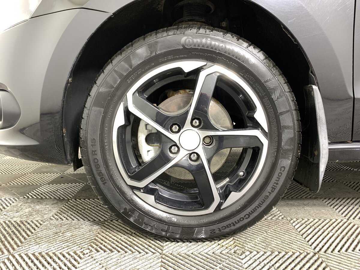 Купить Volkswagen Polo с пробегом. Фото: #8