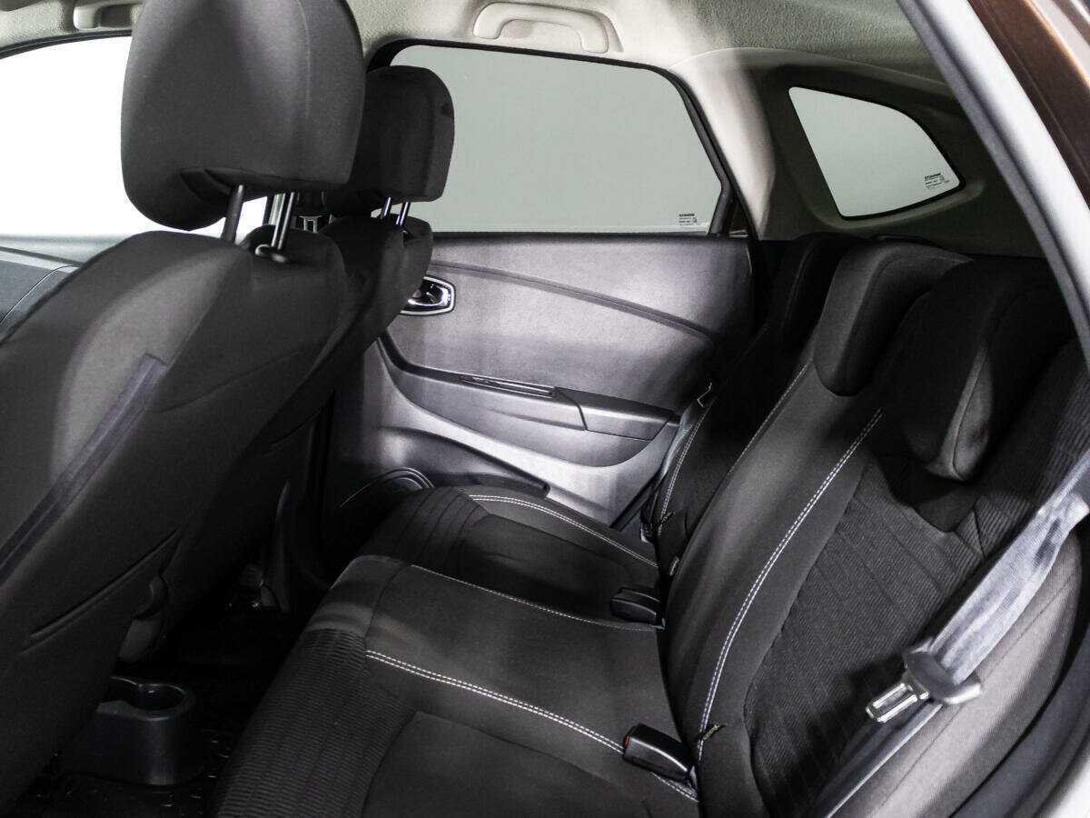 Купить Renault Kaptur с пробегом. Фото: #9