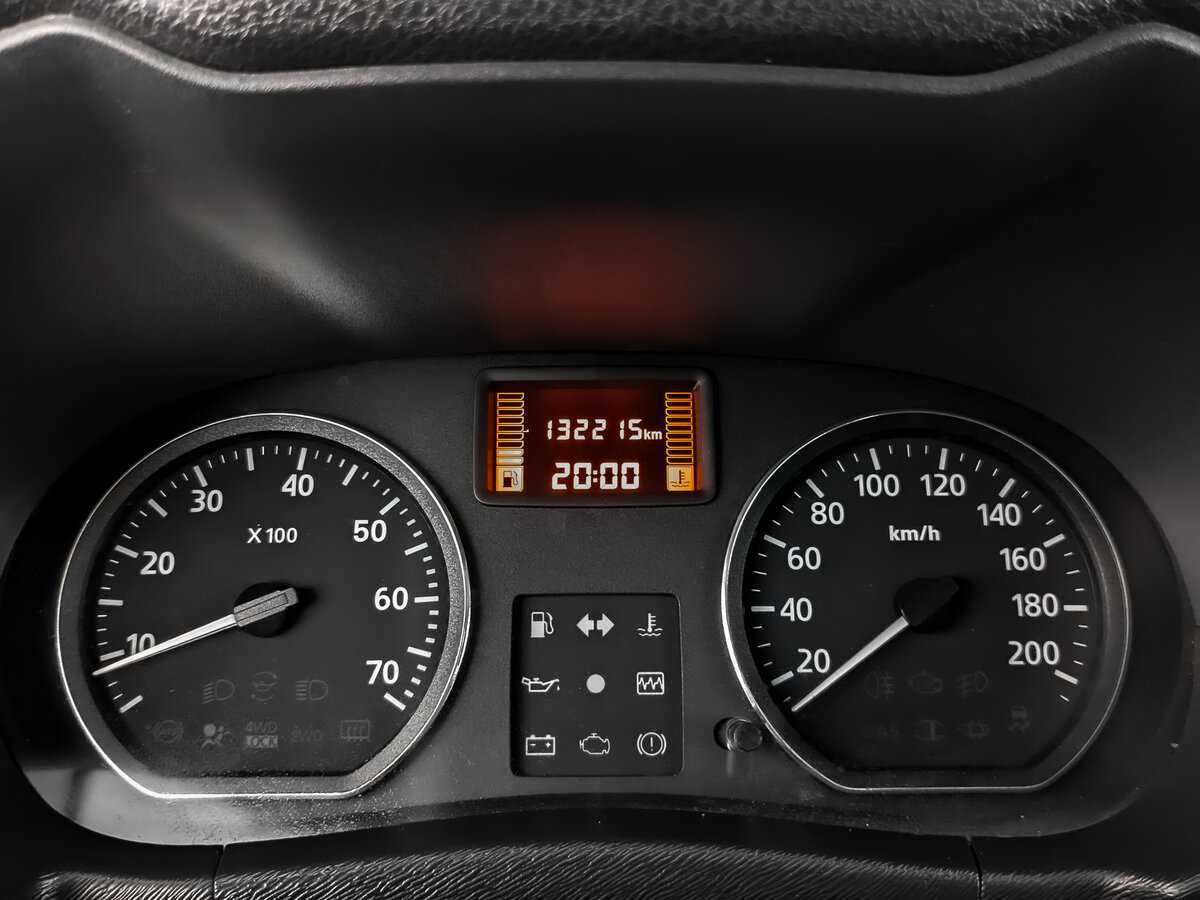 Купить Nissan Terrano с пробегом. Фото: #13