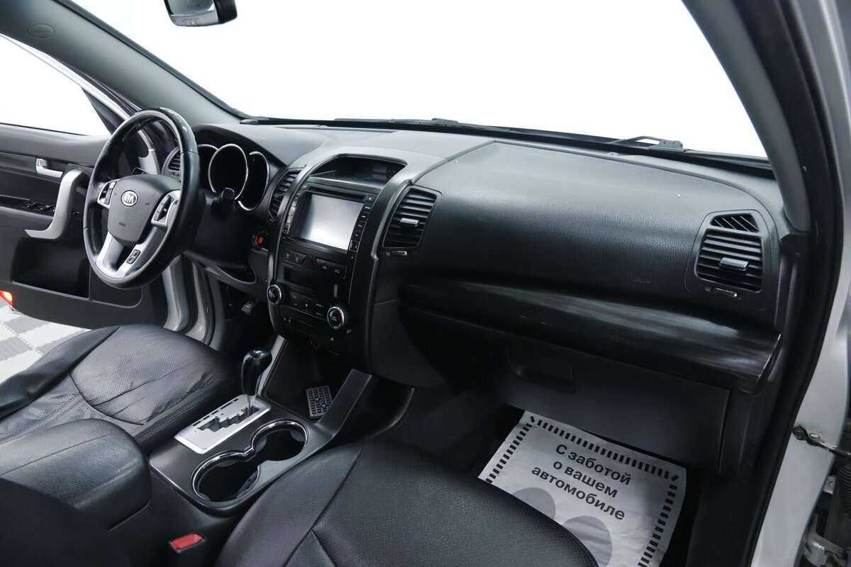 Купить Kia Sorento с пробегом. Фото: #18