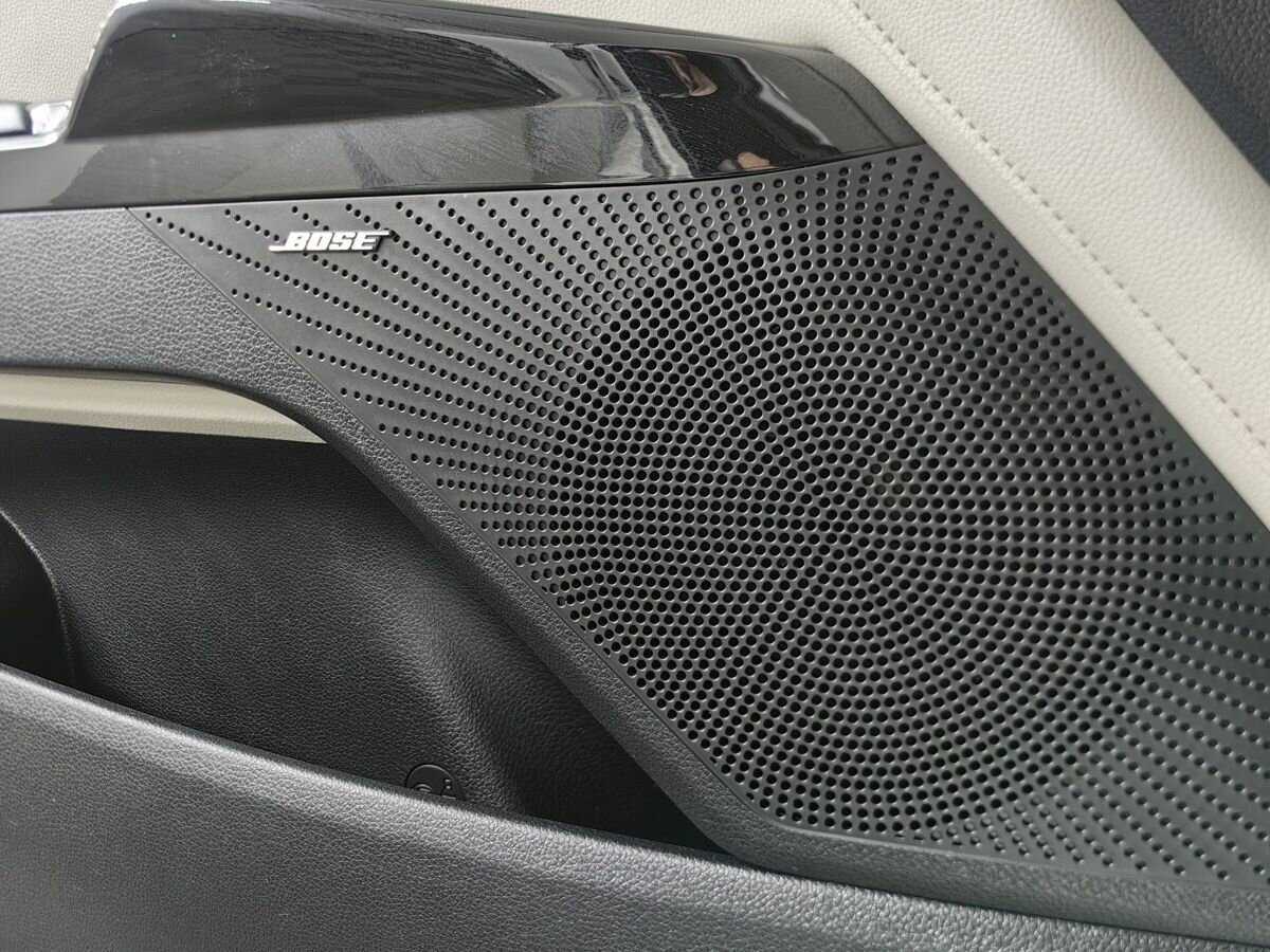 Купить Kia K5 с пробегом. Фото: #17