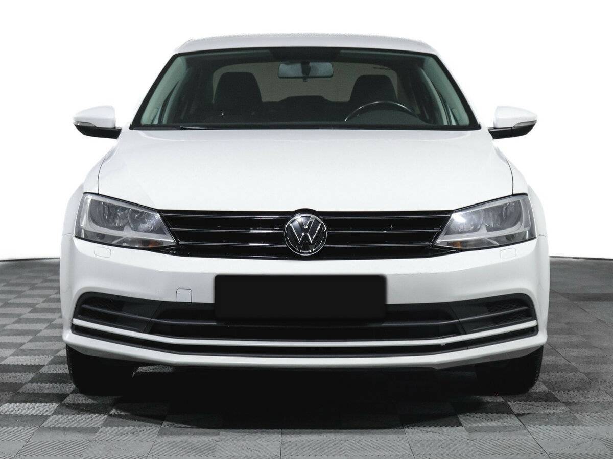 Купить Volkswagen Jetta с пробегом. Фото: #1