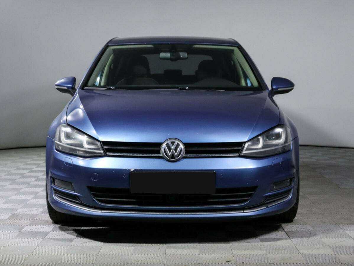 Купить Volkswagen Golf с пробегом. Фото: #1