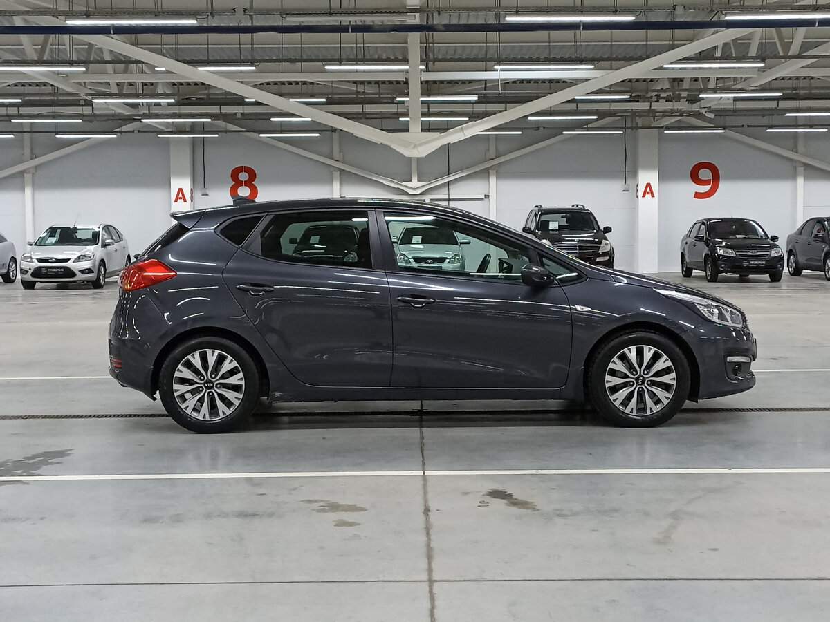 Купить Kia Ceed с пробегом. Фото: #3