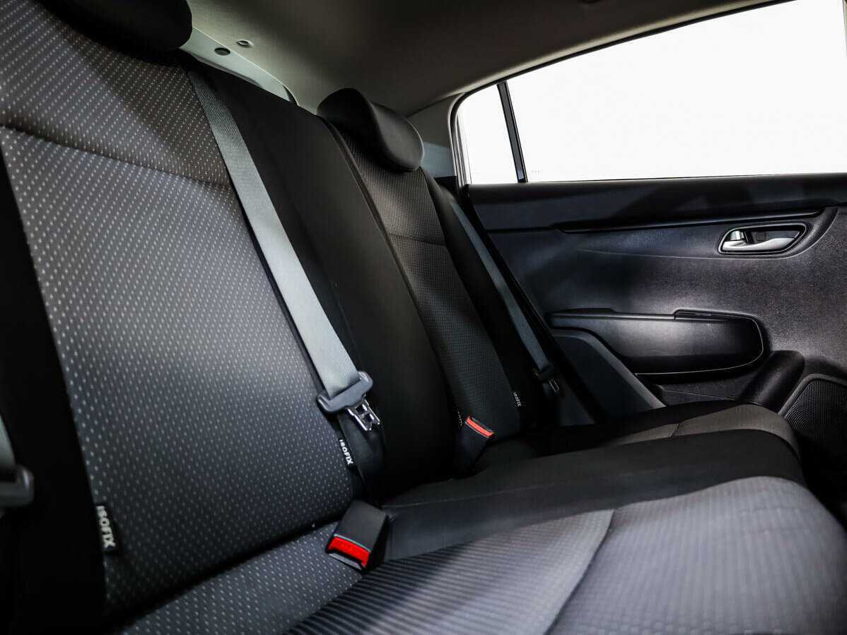 Купить Kia Rio с пробегом. Фото: #11