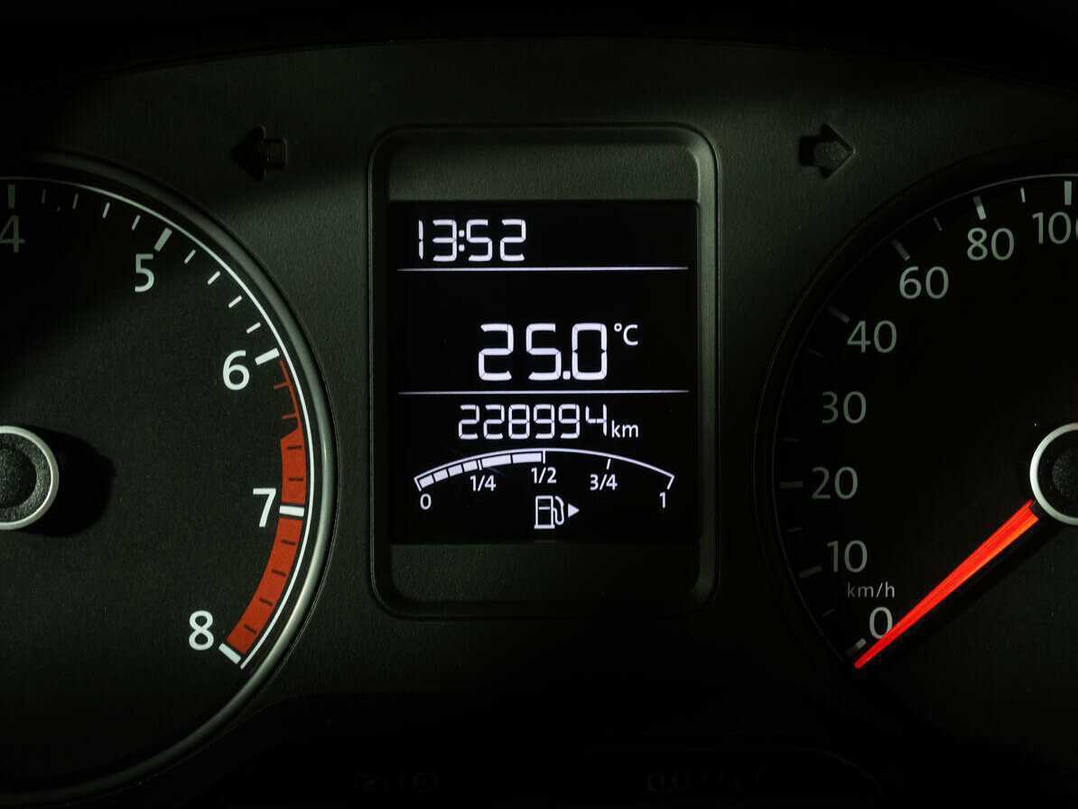 Купить Volkswagen Polo с пробегом. Фото: #13