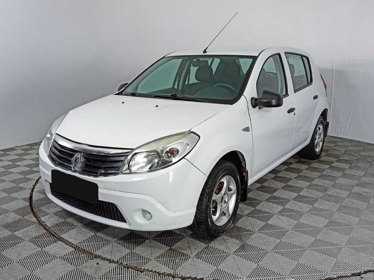 Купить Renault Sandero с пробегом. Посмотреть фото