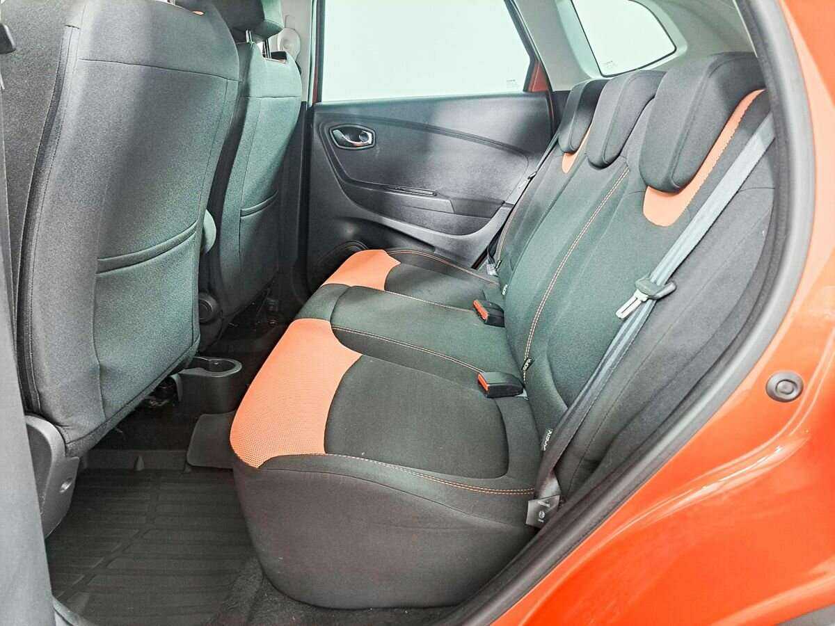 Купить Renault Kaptur с пробегом. Фото: #9