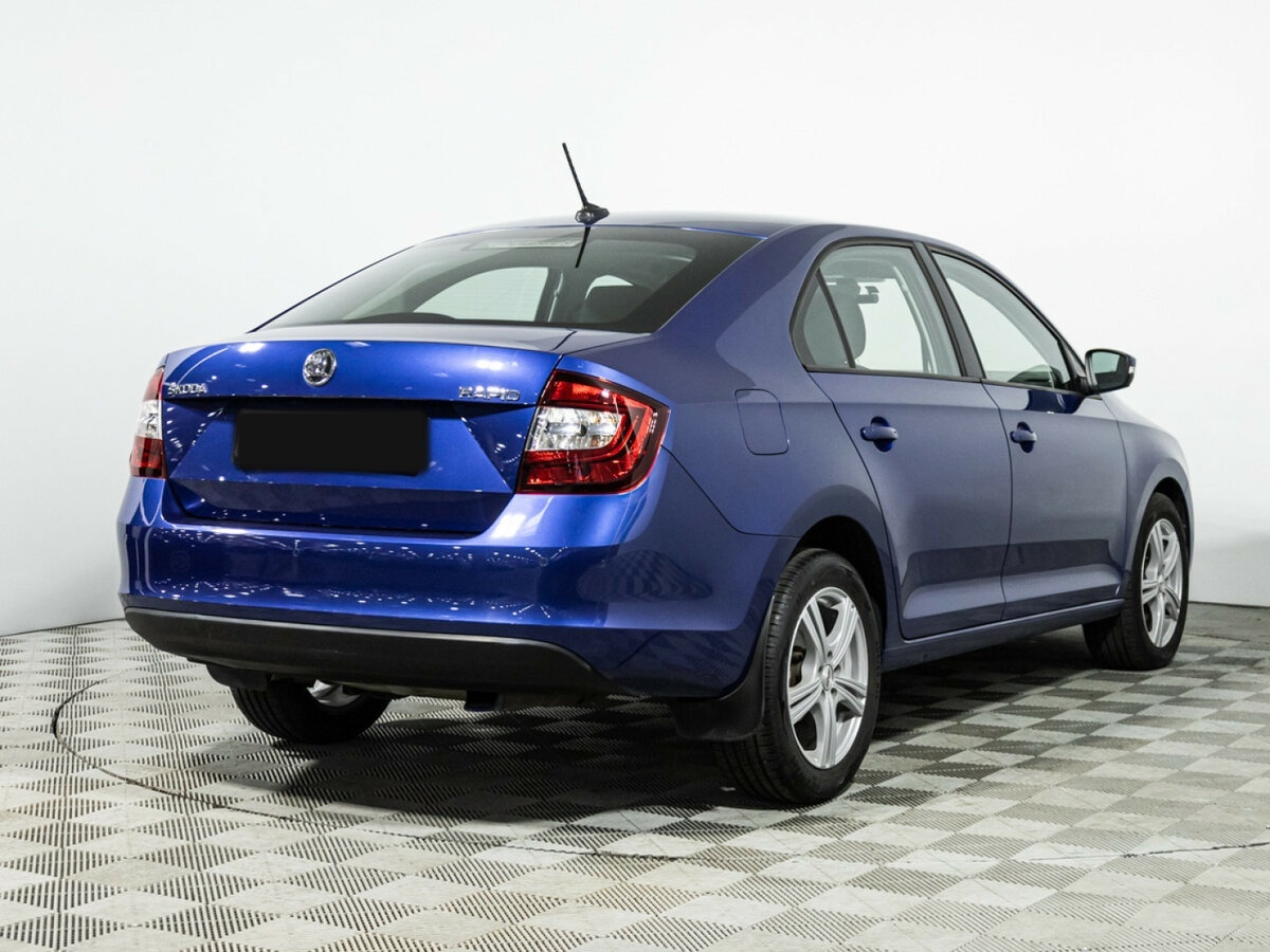 Купить Skoda Rapid с пробегом. Фото: #4