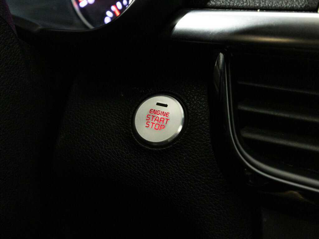 Купить Kia Optima с пробегом. Фото: #18