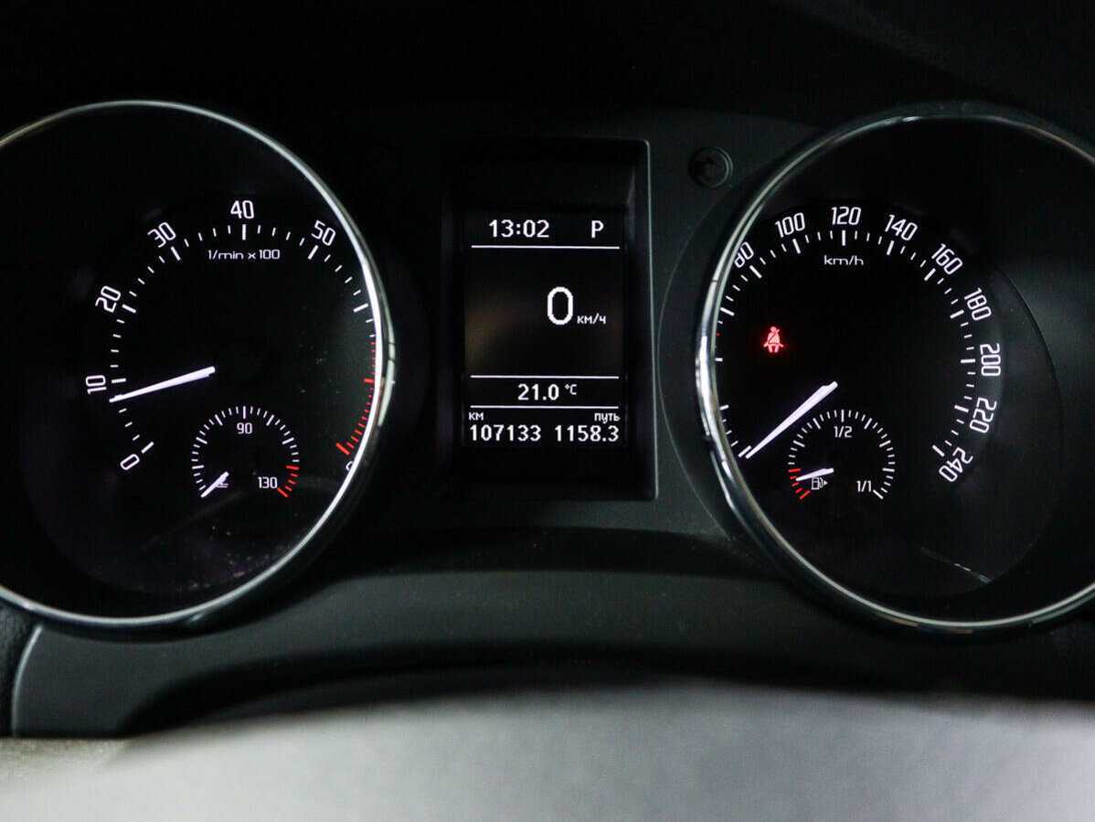 Купить Skoda Yeti с пробегом. Фото: #8