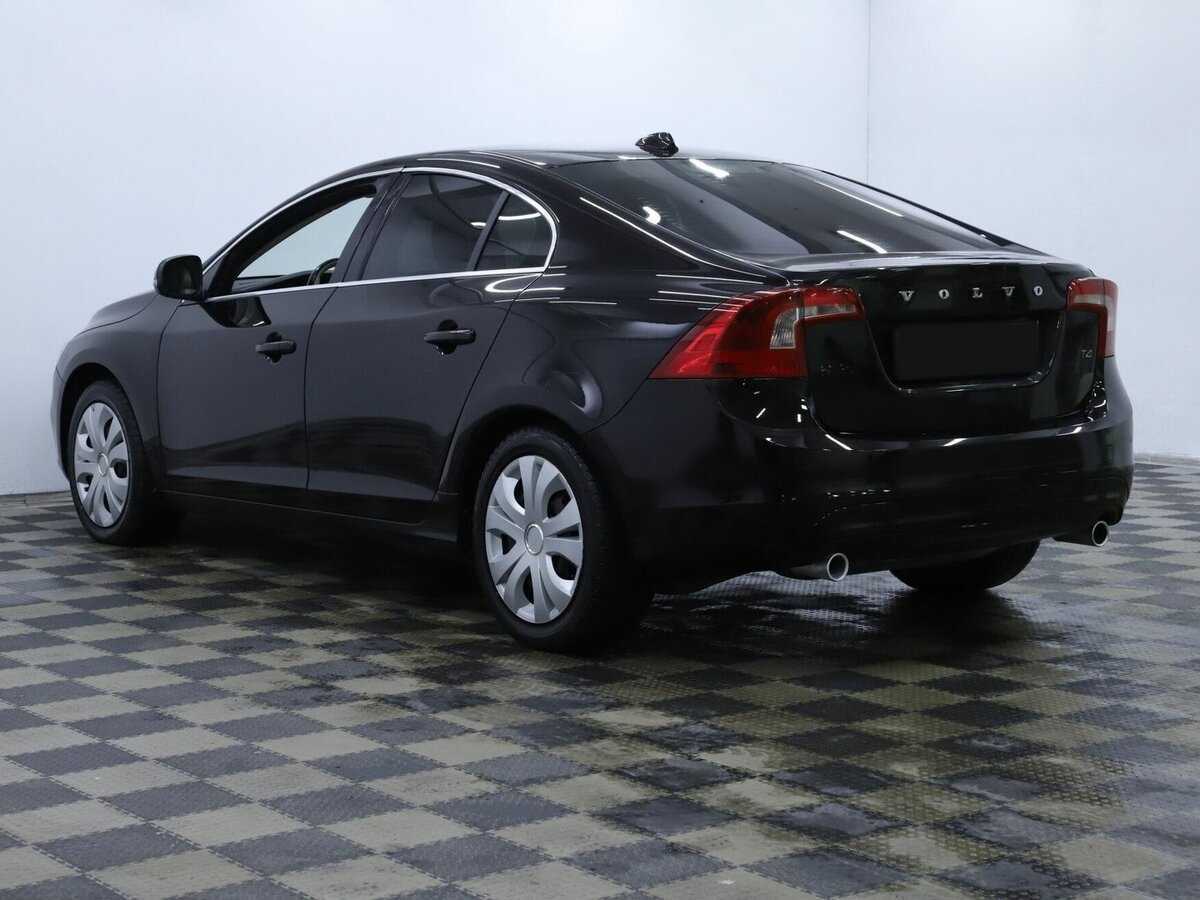 Купить Volvo S60 с пробегом. Фото: #2