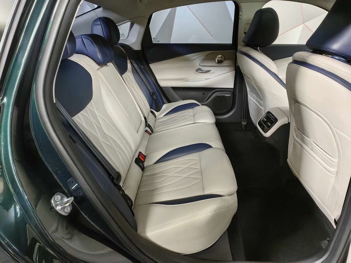 Купить Chery Arrizo 8 с пробегом. Фото: #7