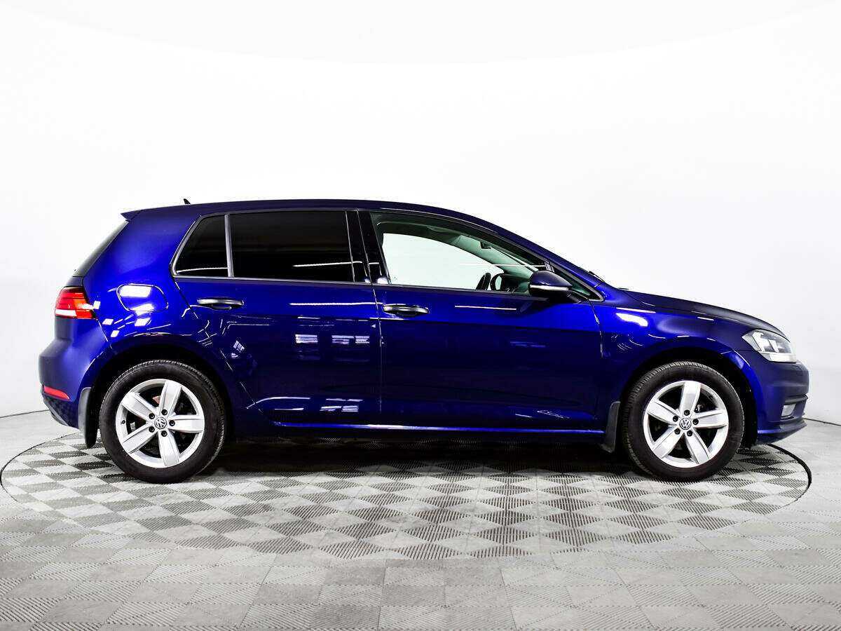 Купить Volkswagen Golf с пробегом. Фото: #3
