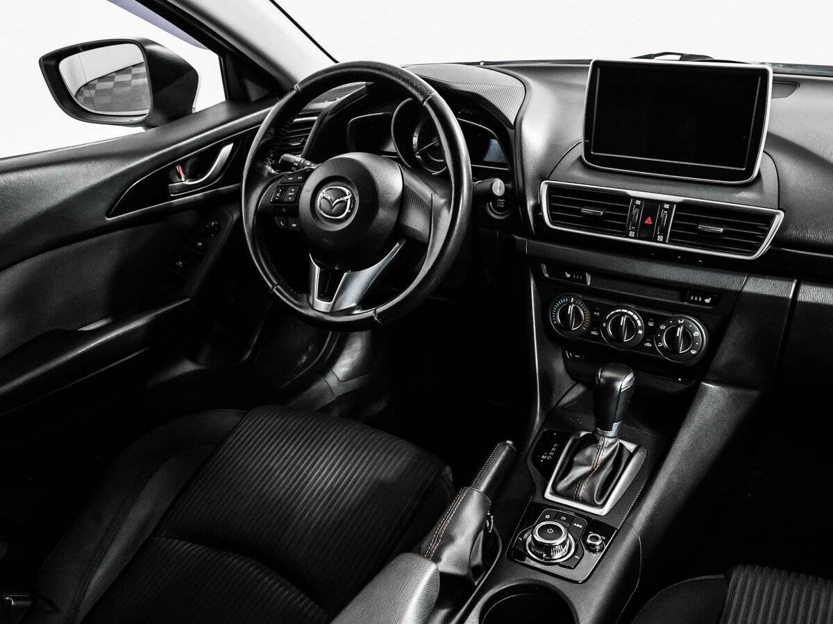 Купить Mazda 3 с пробегом. Фото: #8