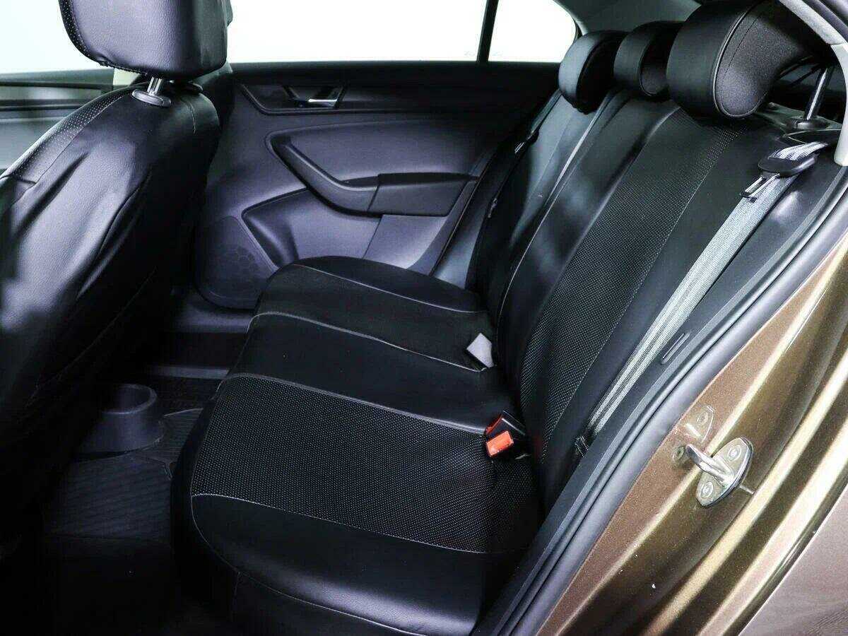 Купить Skoda Rapid с пробегом. Фото: #7
