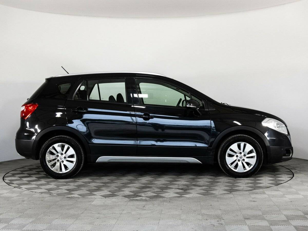 Купить Suzuki SX4 с пробегом. Фото: #3