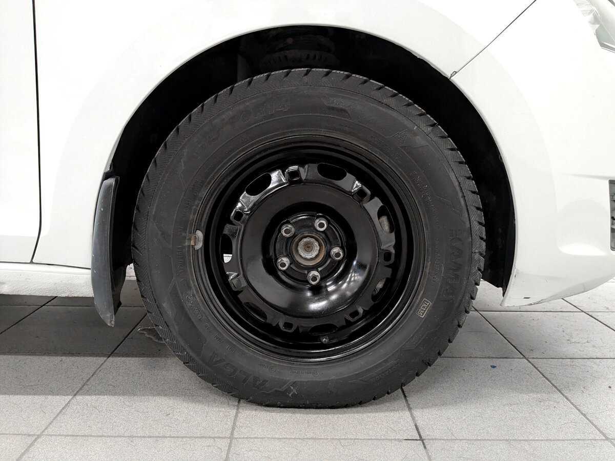 Купить Skoda Rapid с пробегом. Фото: #16