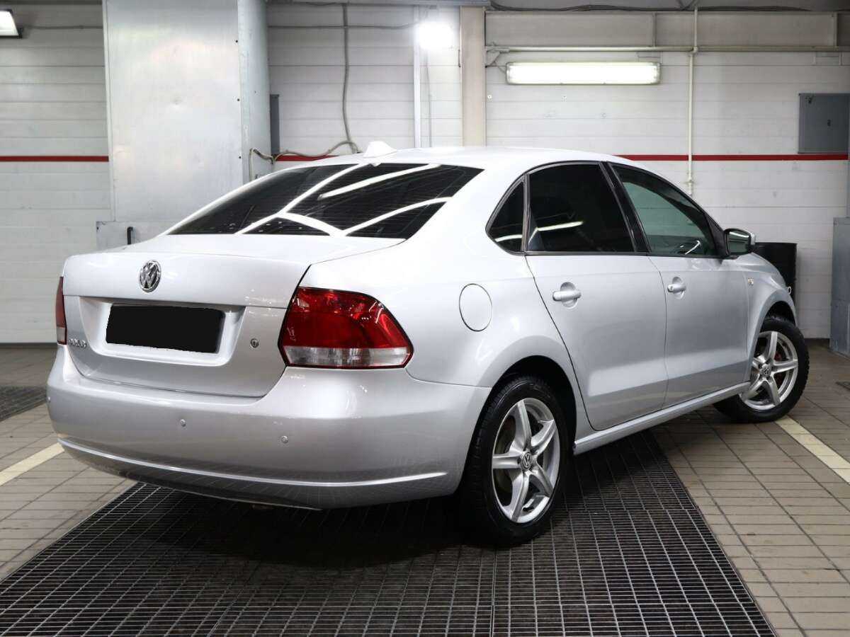 Купить Volkswagen Polo с пробегом. Фото: #1