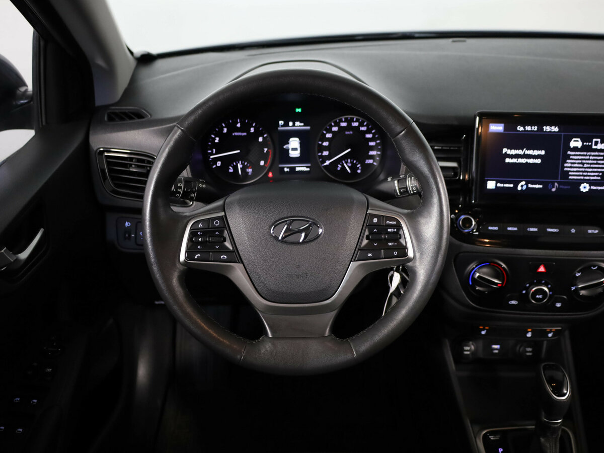 Купить Hyundai Solaris с пробегом. Фото: #6