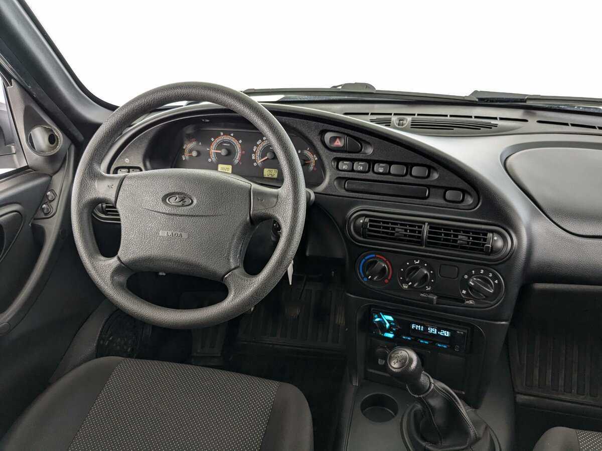 Купить Lada (ВАЗ) Niva с пробегом. Фото: #11