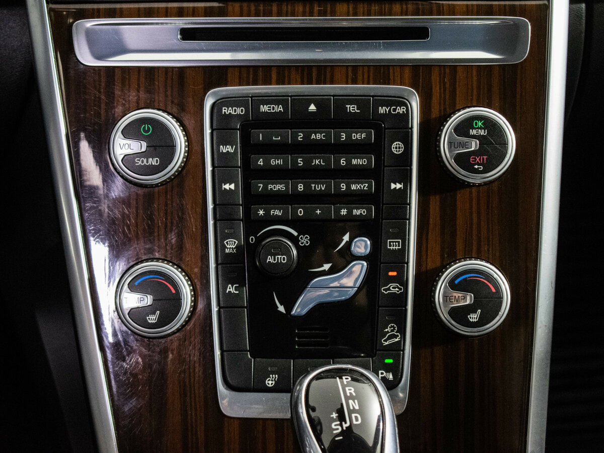 Купить Volvo XC60 с пробегом. Фото: #13