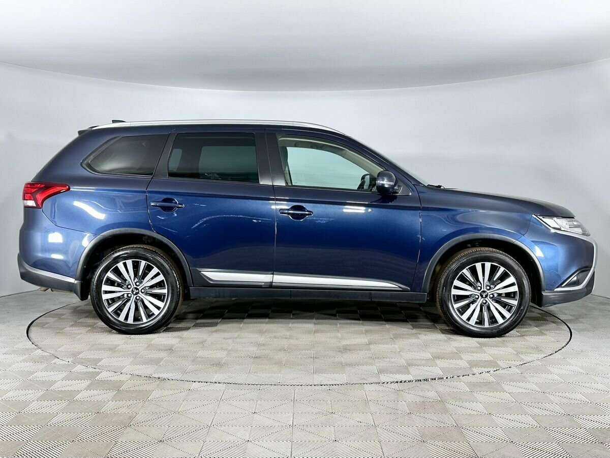 Купить Mitsubishi Outlander с пробегом. Фото: #4