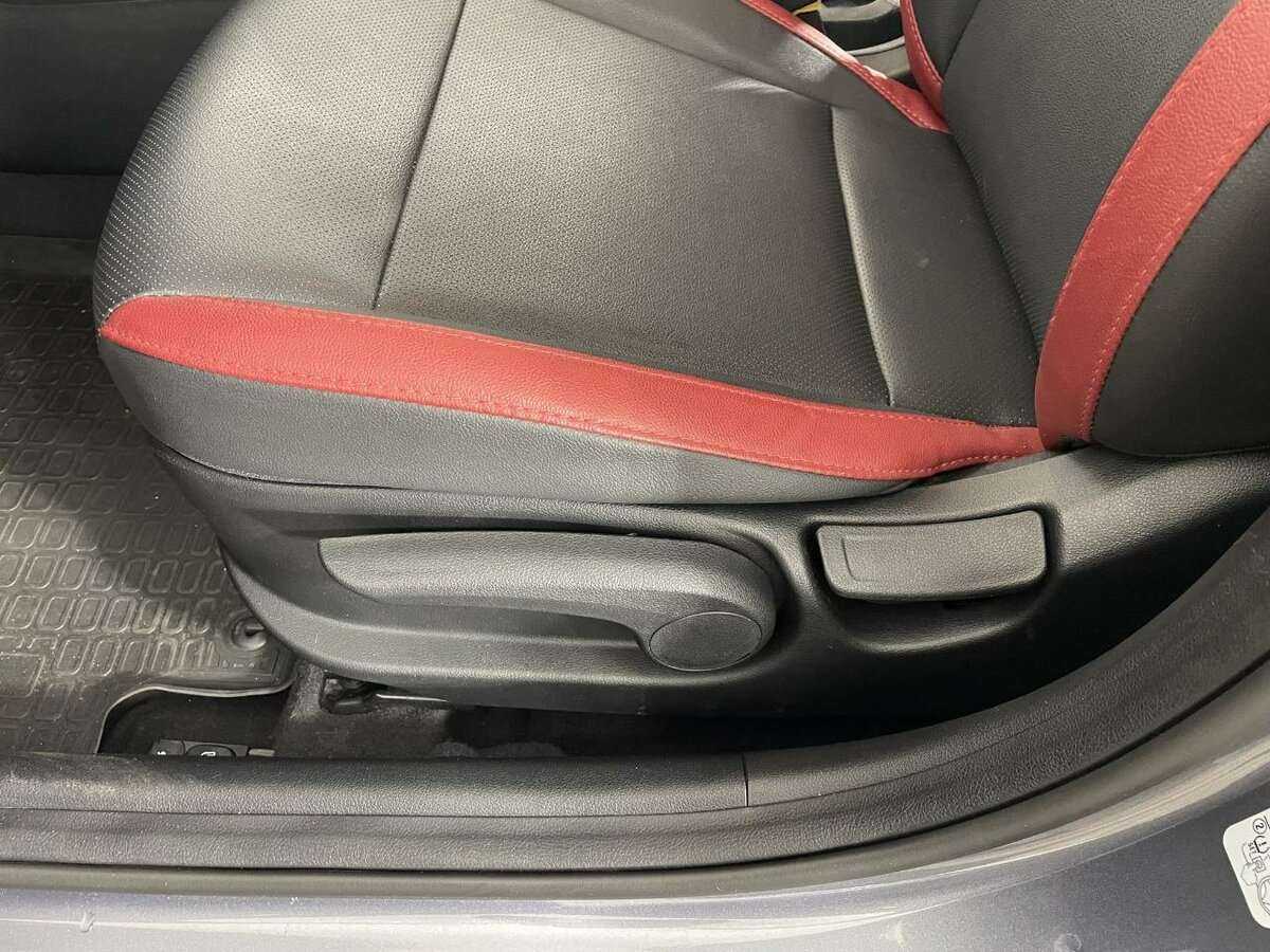 Купить Kia Rio с пробегом. Фото: #9