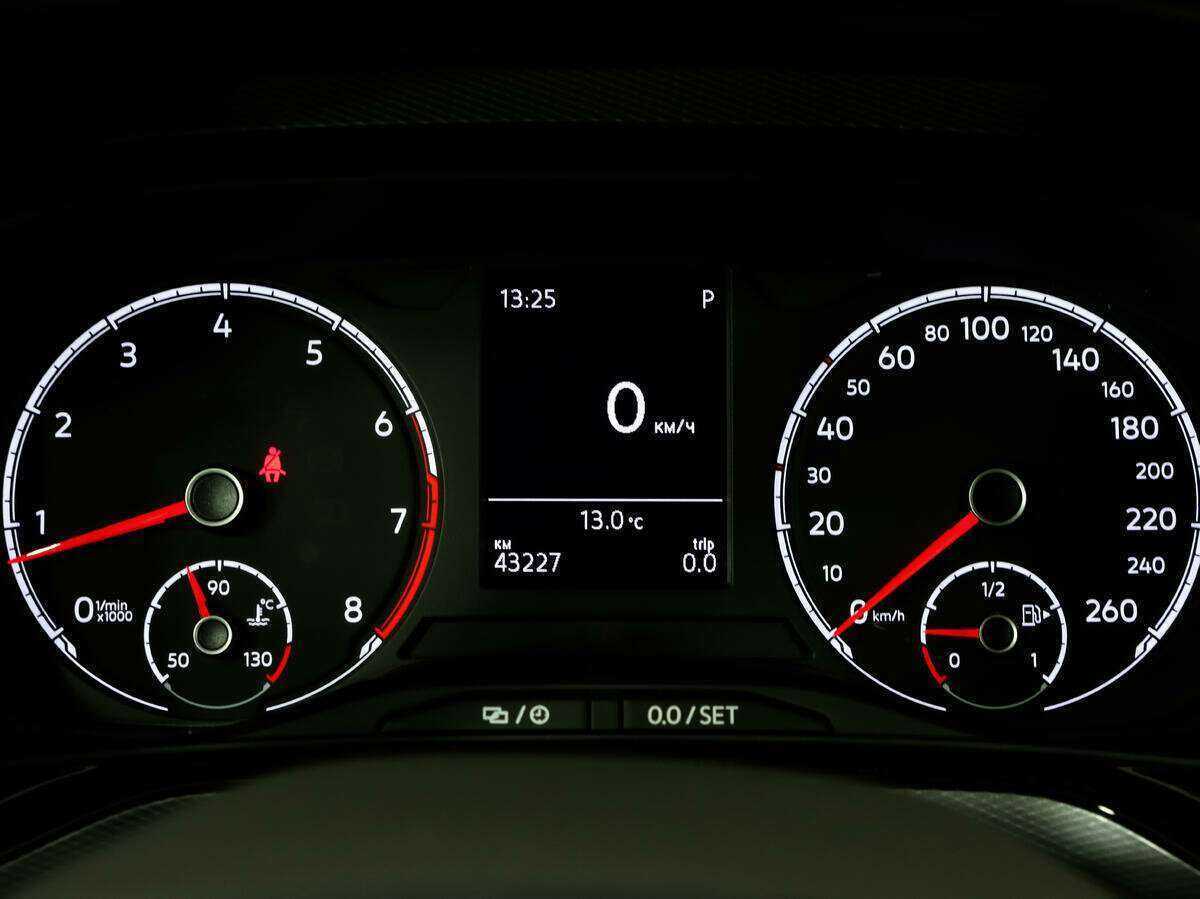 Купить Volkswagen Polo с пробегом. Фото: #16