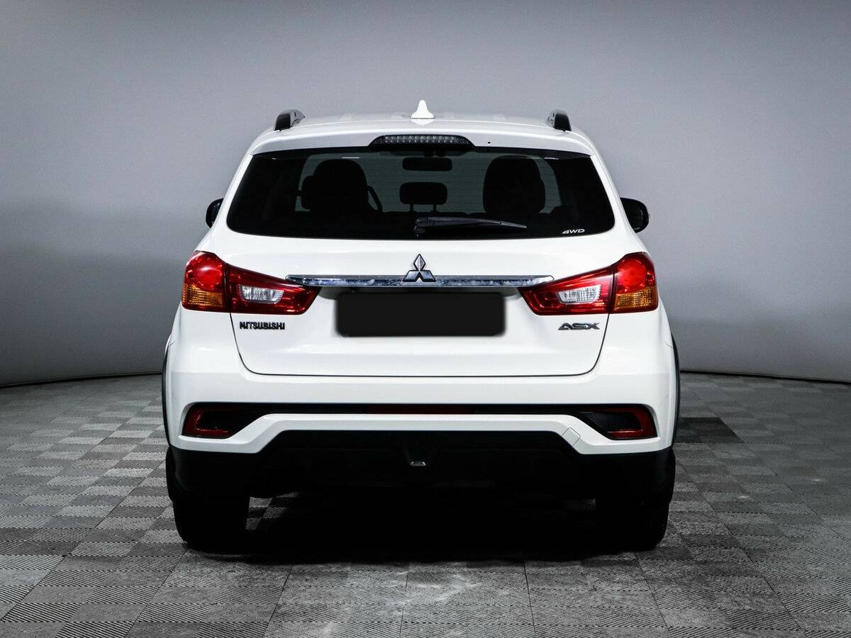 Купить Mitsubishi ASX с пробегом. Фото: #4