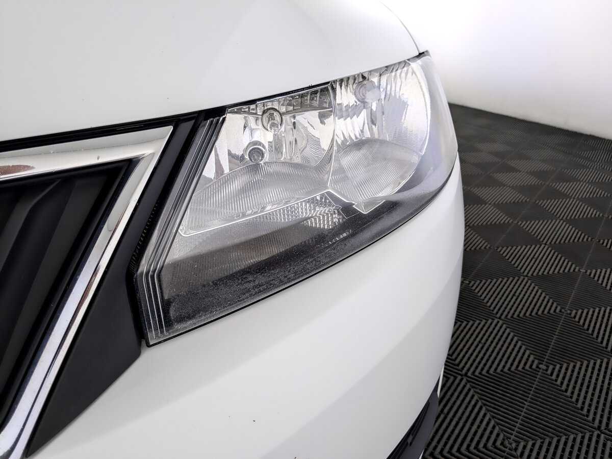 Купить Skoda Rapid с пробегом. Фото: #16