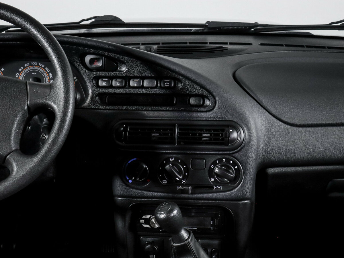 Купить Lada (ВАЗ) Niva Travel с пробегом. Фото: #10