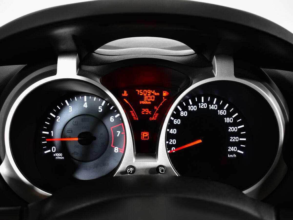 Купить Nissan Juke с пробегом. Фото: #10