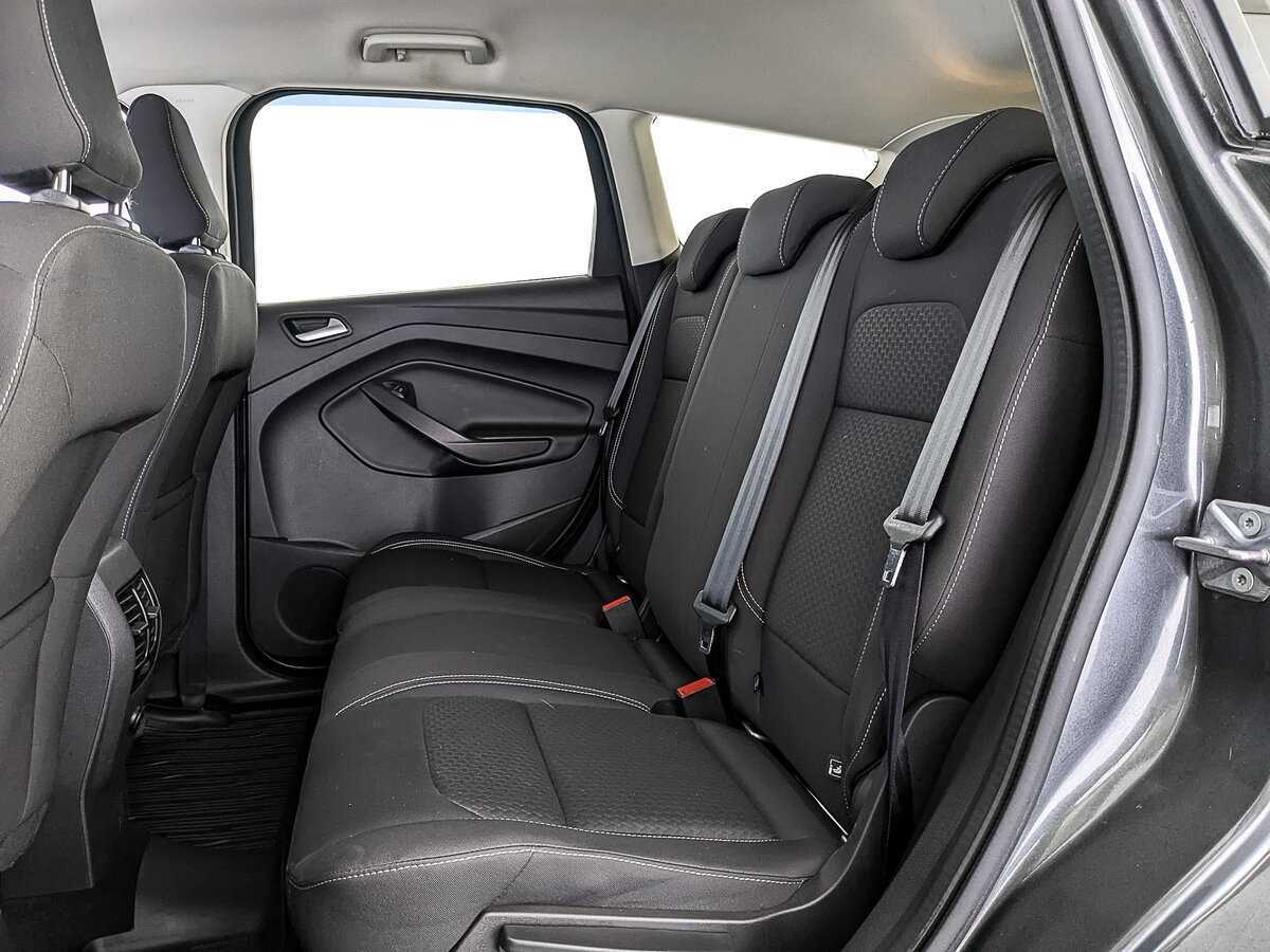 Купить Ford Kuga с пробегом. Фото: #16