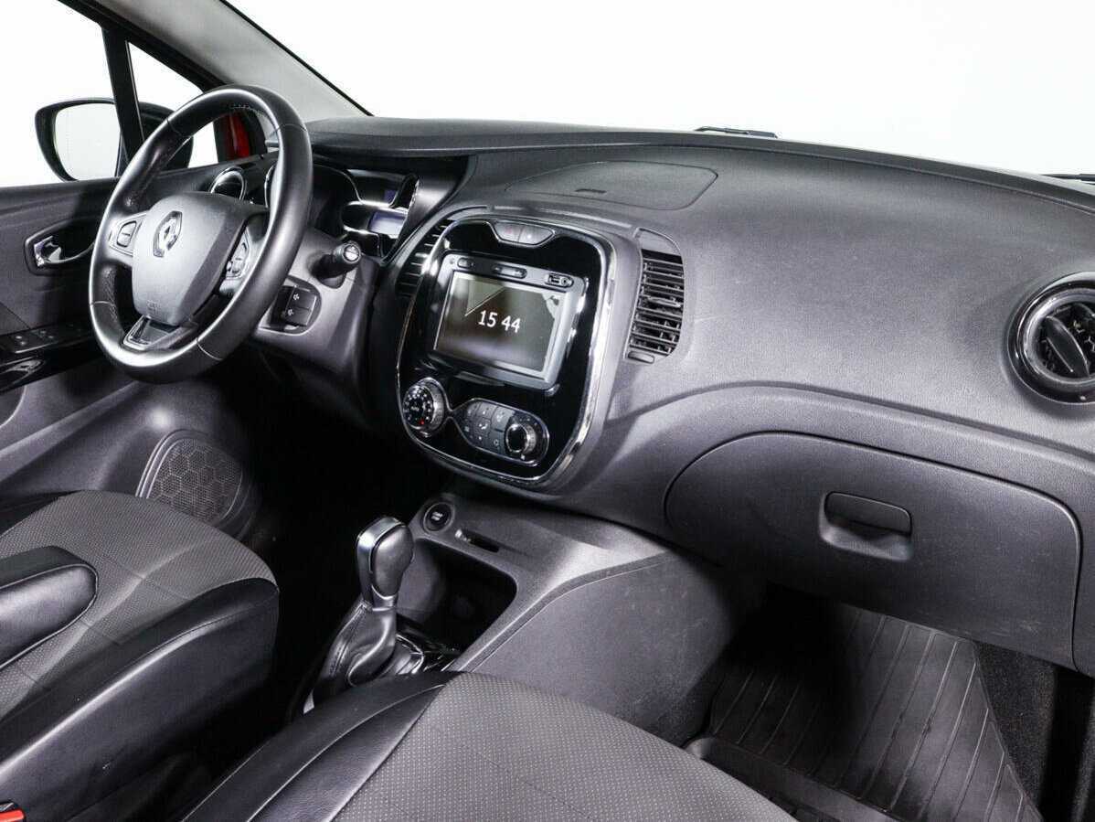 Купить Renault Kaptur с пробегом. Фото: #8