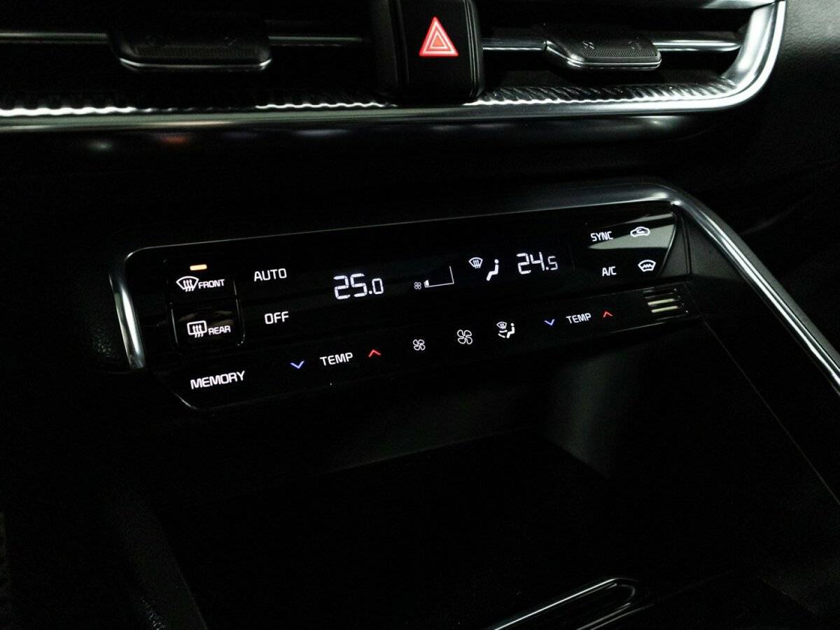 Купить Kia K5 с пробегом. Фото: #20