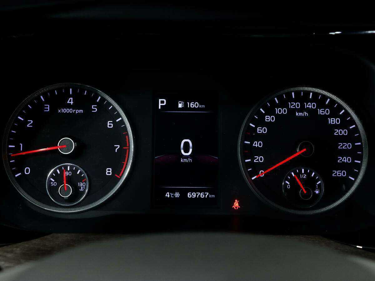 Купить Kia K5 с пробегом. Фото: #18