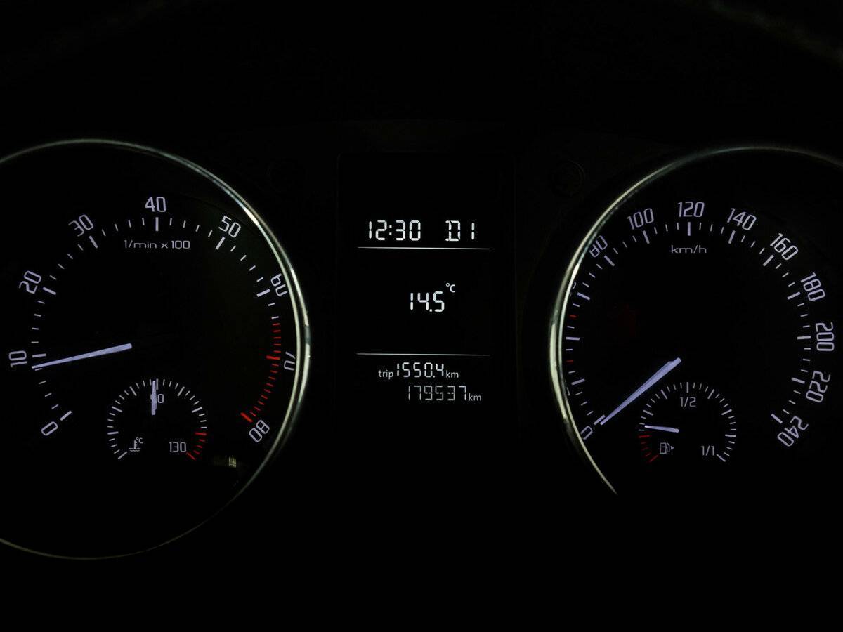 Купить Skoda Yeti с пробегом. Фото: #15