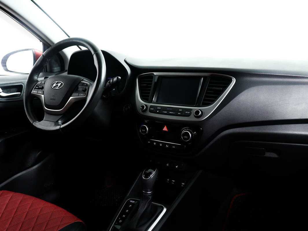 Купить Hyundai Solaris с пробегом. Фото: #8