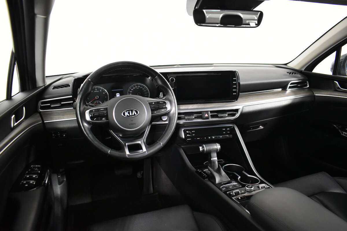 Купить Kia K5 с пробегом. Фото: #13