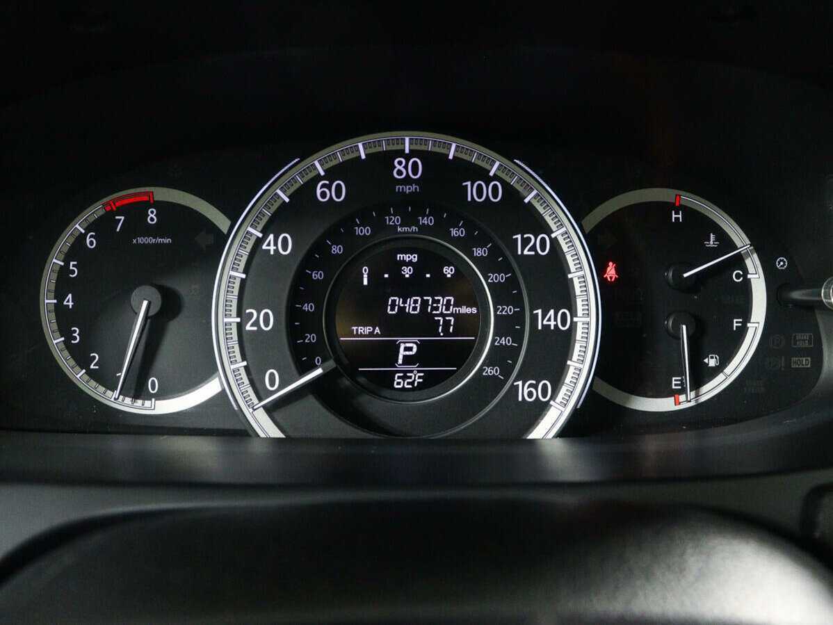 Купить Honda Accord с пробегом. Фото: #9