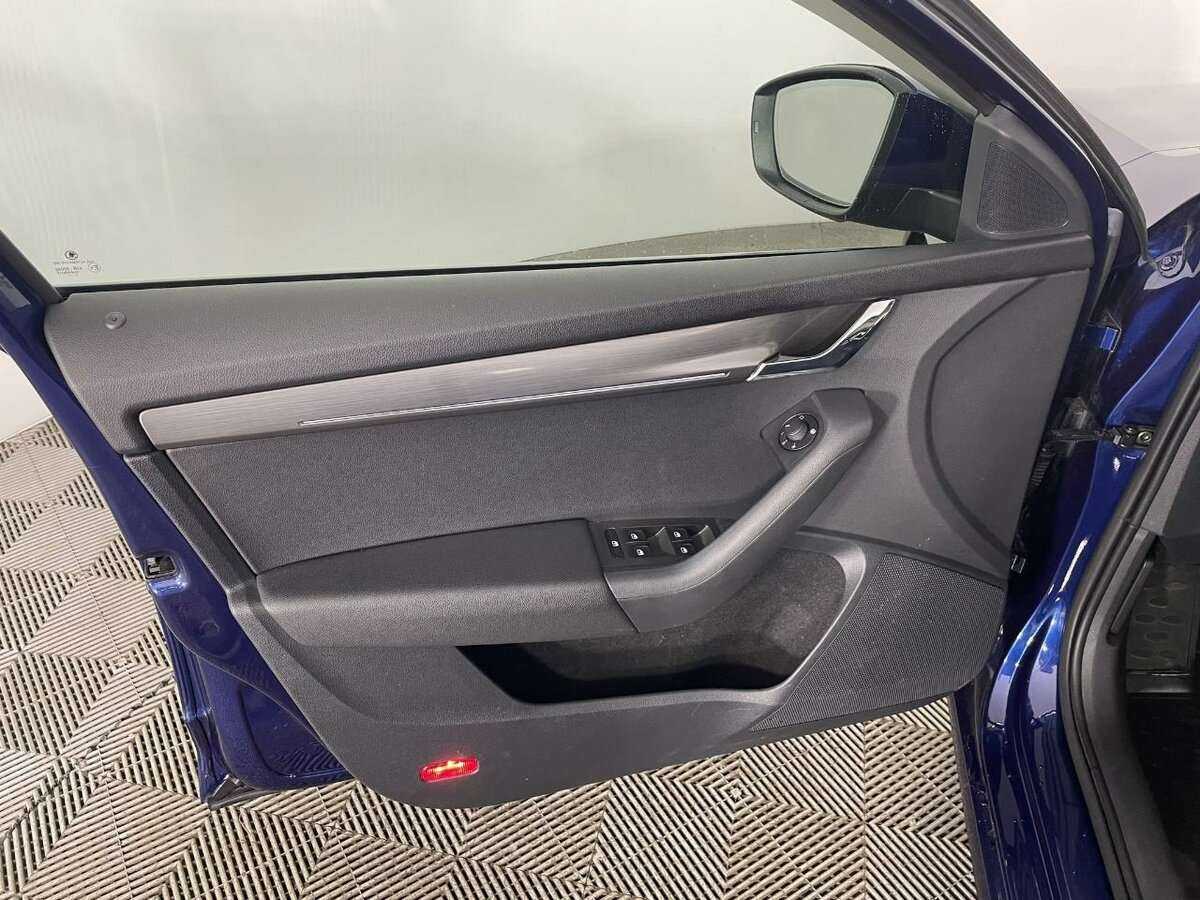 Купить Skoda Octavia с пробегом. Фото: #7