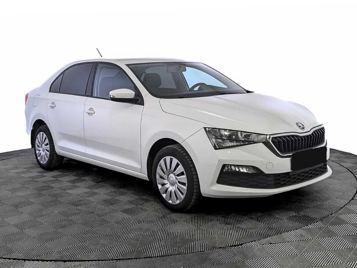 Купить Skoda Rapid с пробегом. Фото: #2